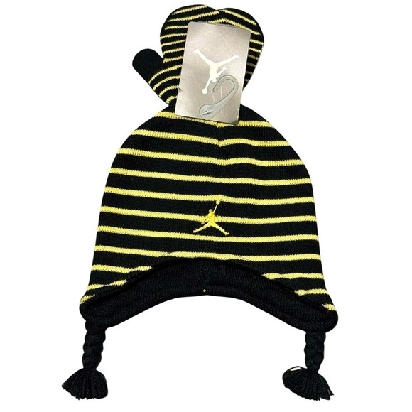 Air Jordan Jumpman hat/mitten kids set size 2/4T Black Gold - Picture 1 of 5
